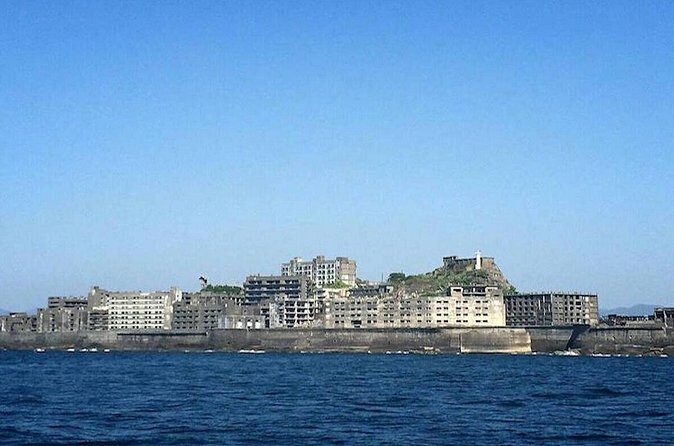 Visit Gunkanjima Island (Battleship Island) in Nagasaki - Getting on the Boat: Seats, Rules, and Sea-Condition Reality