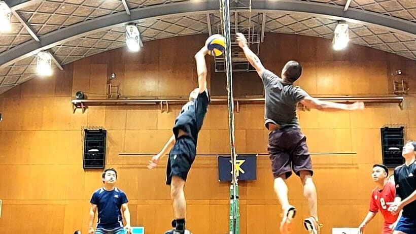 Volleyball in Osaka, Kobe & Kyoto with locals! - The first half outdoors: coordination training that gets you ready fast