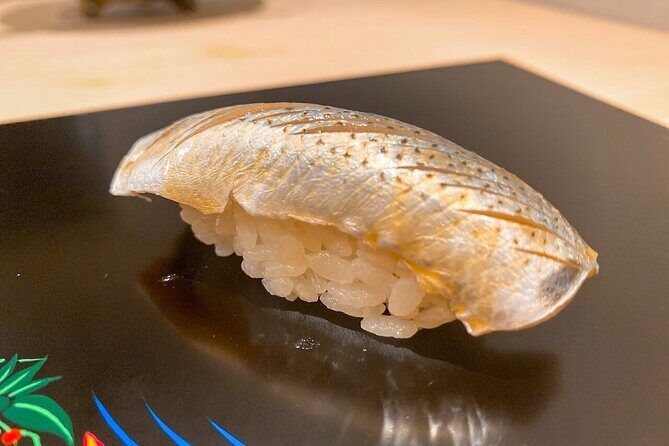Wagyu and Sushi : Tokyo Gastronomic Journey - Hanazono Shrine: A Quiet Pause in the Middle of Shinjuku
