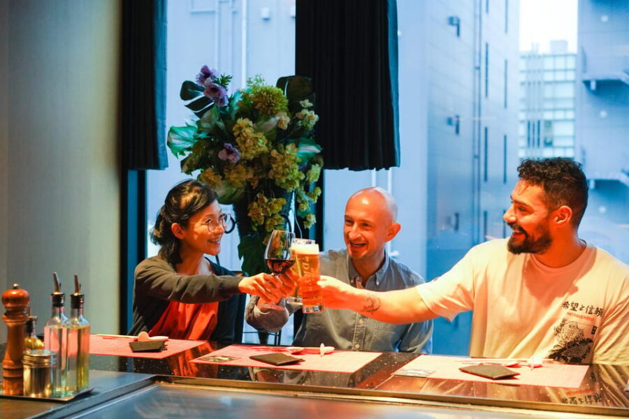 Wagyu Beef & Sake Pairing Foodie Tour in Tokyo - A5 Wagyu teppanyaki in Ginza: where the meal becomes the lesson