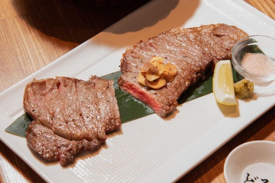 Wagyu & Sake 8 Course Tasting Dinner in Shinjuku - What you’ll actually learn (not just taste)