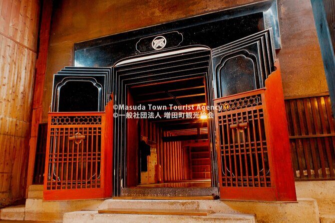 Walking Tour of Wealthy Merchant's Storehouses in Akita - Wealth, Storage, and Beauty: Why Masuda’s Storehouses Matter