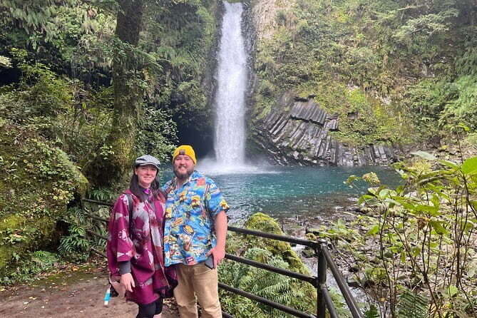 West IZU Uncovered Tour Cave Cruise and Monkey Encounter - Who Should Book This West Izu Day Trip?