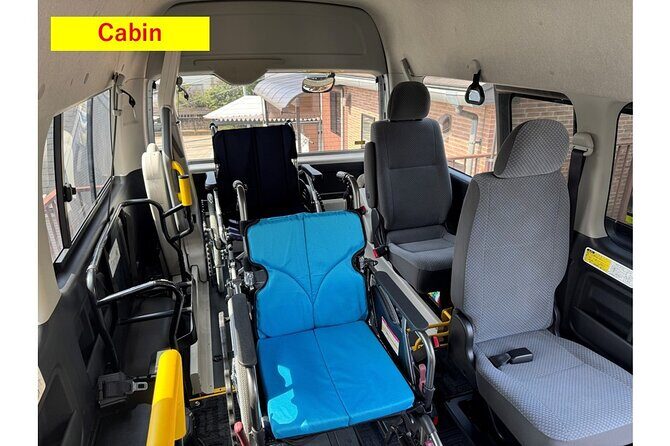 Wheelchair Accessible Taxi from HND to Yokohama Port - Inside the BridgeMAIT wheelchair taxi: Toyota Hiace Commuter with real space