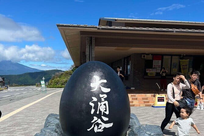 Wonderful Peaks & Peace: Mt. Fuji, Fuji Stupa & Hakone Tour - Guides make or break the day: Prem, Rana, and Puskal