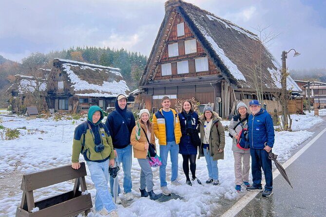 World Heritage Shirakawa-go Perfect Guided Tour from Kanazawa - Getting to the village: Kanazawa Station start, Wi-Fi, and a guided intro