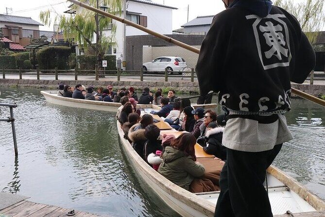 Yanagawa Canal Cruise and Grilled steamed Eel Lunch Private Tour - Stop at Yanagawa Castle Moat Water Gate: the cruise and the eel lunch connection