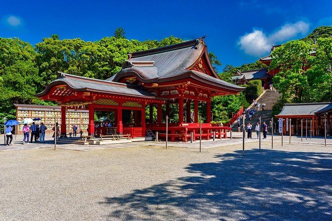 Yokohama and Kamakura 6hr Private Trip Government-Licensed Guide - Zen temple circuit: Engaku-ji, Kencho-ji, and the five great temples vibe