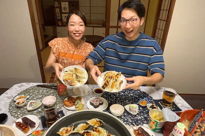 Yokohama: Manga/Anime Art & Cooking Experience in a Tatami Room - A Yokohama Tatami Home Where Art Comes First