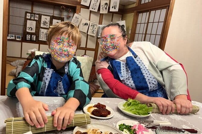 Yokohama: Manga/Anime Art & Cooking Experience in a Tatami Room - Meeting Yuka and Getting Serious About Manga Tools