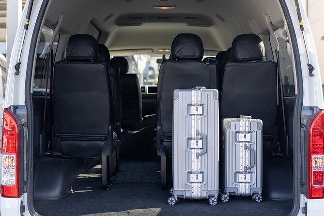 Yokohama Private Transfer: Tokyo City, Narita and Haneda Airport - Inside the vehicle: clean comfort for families and groups