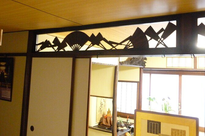Zen Meditation for Life in Kyoto - Coffee and Tea Before and During the Session