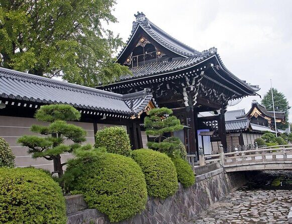 Zen Meditation for Life in Kyoto - How the 4.5 Hours Flow: Theory, Zazen, Kinhin, and Tea